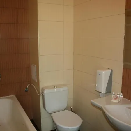 Argo Hotel 2*