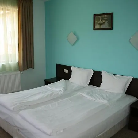 Argo Hotel